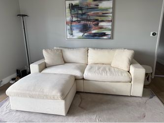 7th Avenue Modular Deep Seated Sofa with ottoman