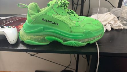 Green Balenciaga 43