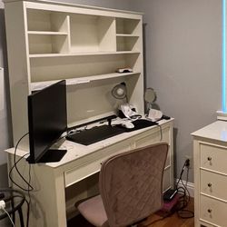 Bed and Desk