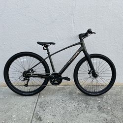 Brand New 2025 Trek Dual Sport 1 Gen 5 Hybrid Bike