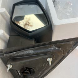 2017/2018 Chevy Silverado Original Passenger Side mirror