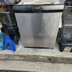 Dishwasher 