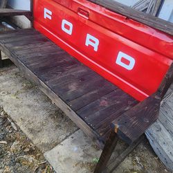 Ford Tailgate Bench 