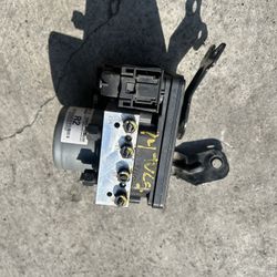 2014-2015 Hyundai Tucson 2.4 2wd Abs Unit