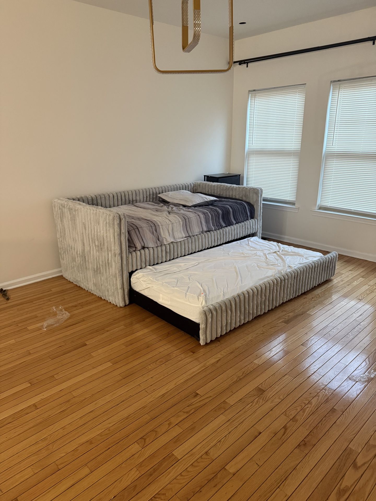 Free DayBed - Pickup Only