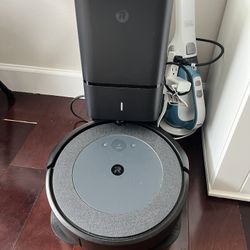 iRobot Roomba i4+ Robot Vacuum