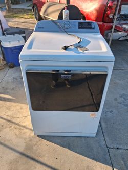 Used gas dryer (maytag)