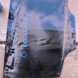 2015-2023 Renegade Right Window 