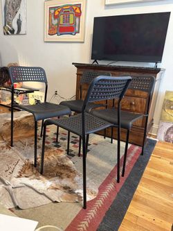 Black chair set (4)