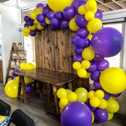 Organic Garland Balloons