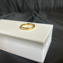 Men’s Ring — Size 13 | Gold Tone | Trades Welcome Hard to find in this size. Good condition, gold-tone finish, looks solid. Open to trades. Local meet