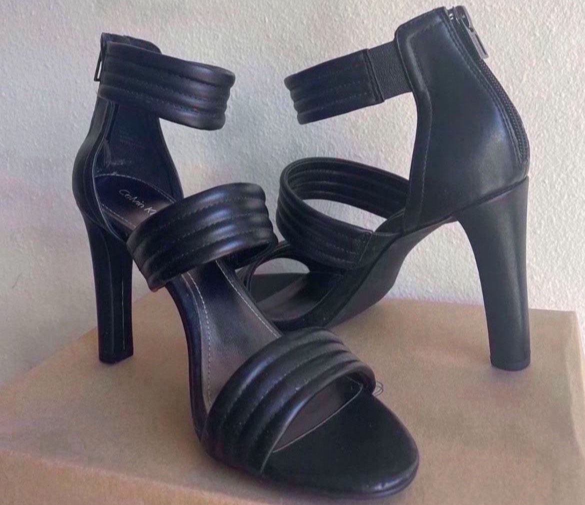 New Woman’s Shoes Calvin Klein, Size 10
