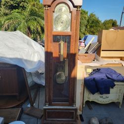 Ridgeway Clock .. Dont Know If It Works But Can Be Use For Parts