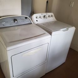 Washer & Gas Dryer