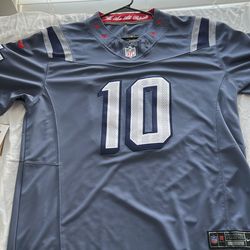 Rivalry Drake Maye Jersey
