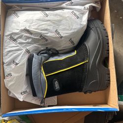 Snow Boots