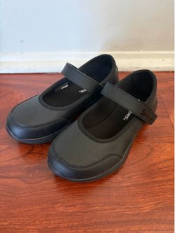 Maryjane's sketchers