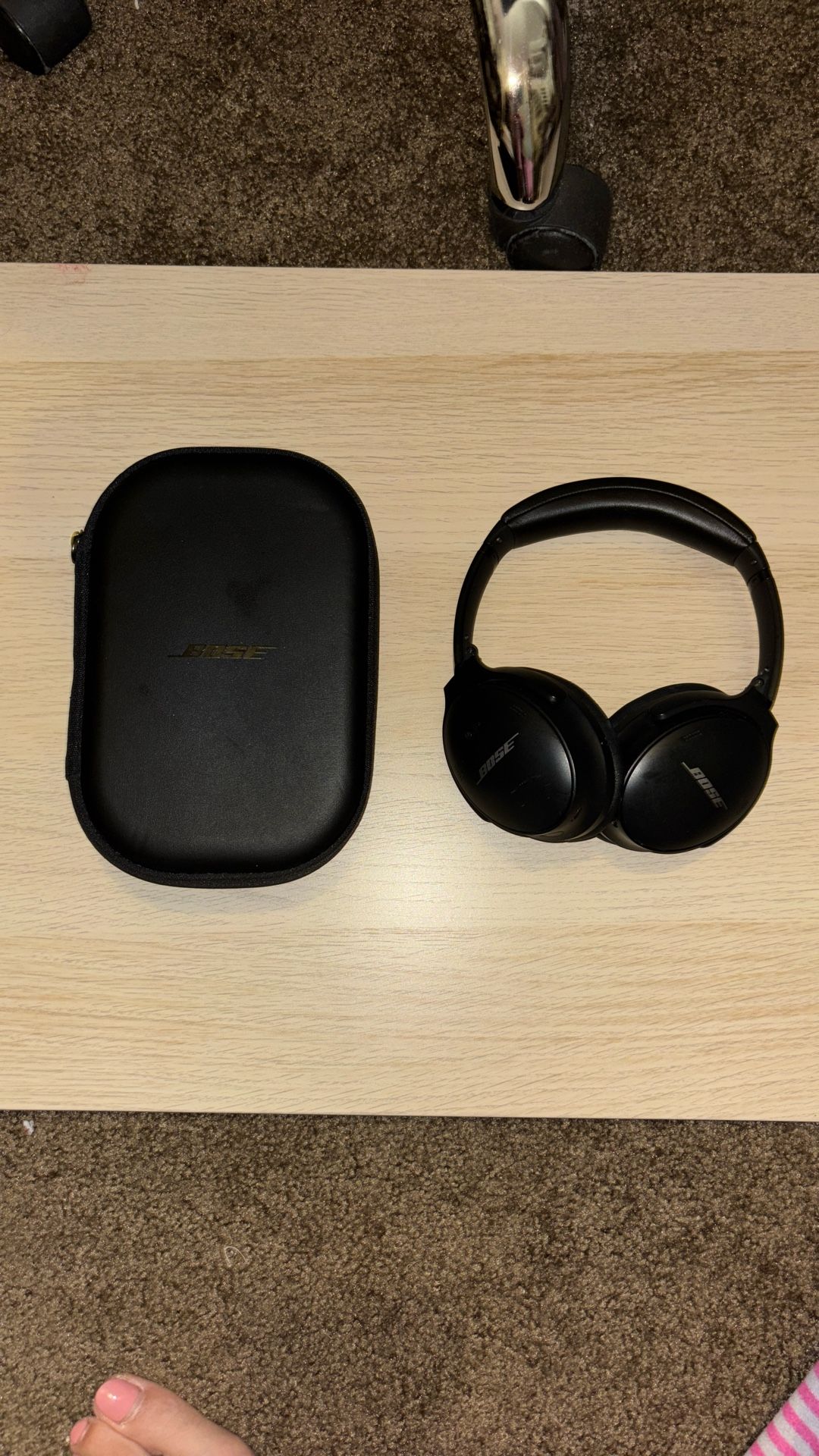 Bose Black Headphones With Case