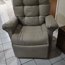Top Of The Line Lay Flat Lift Chair