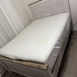 Bed Frame size fULL with Mattress and Box
