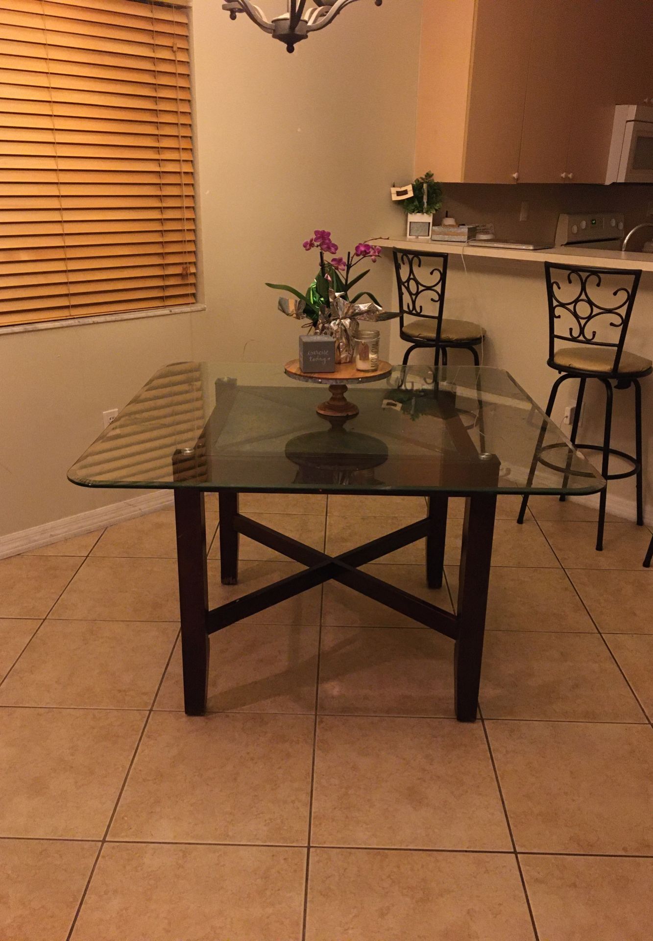 Glass Dining room table