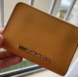 Michael kors wallet
