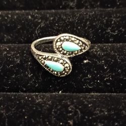 925 Sterling Silver & Faux Turquoise / Marcasite Ring 