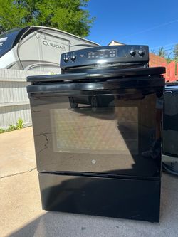 GE Electric Range
