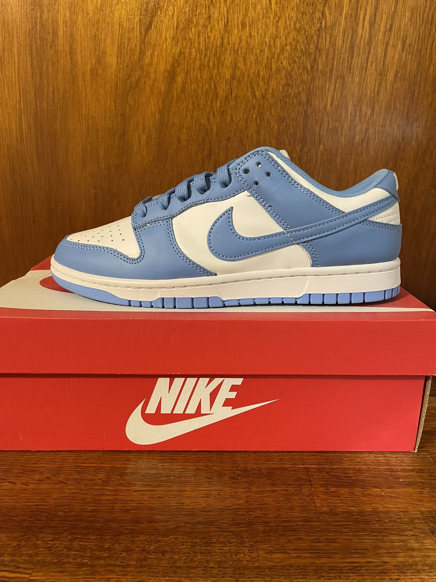 Nike Dunk Low UNC (2021)