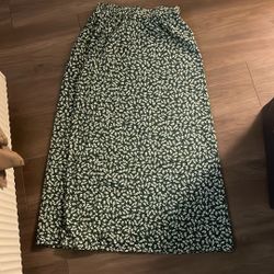green skirt with slit 