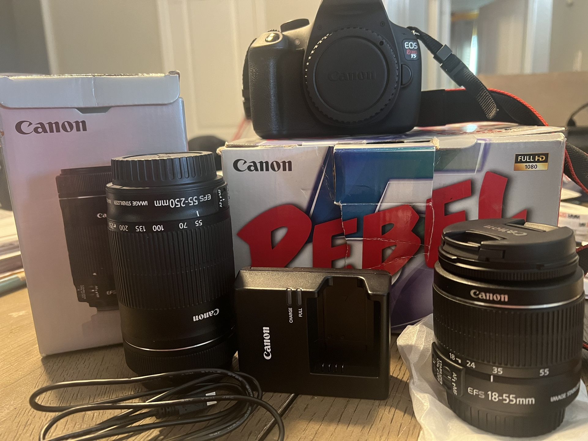 Canon EOS REBEL T5 CAMERA / Including 2 Lens