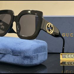 Gucci Oversize Sunglasses 