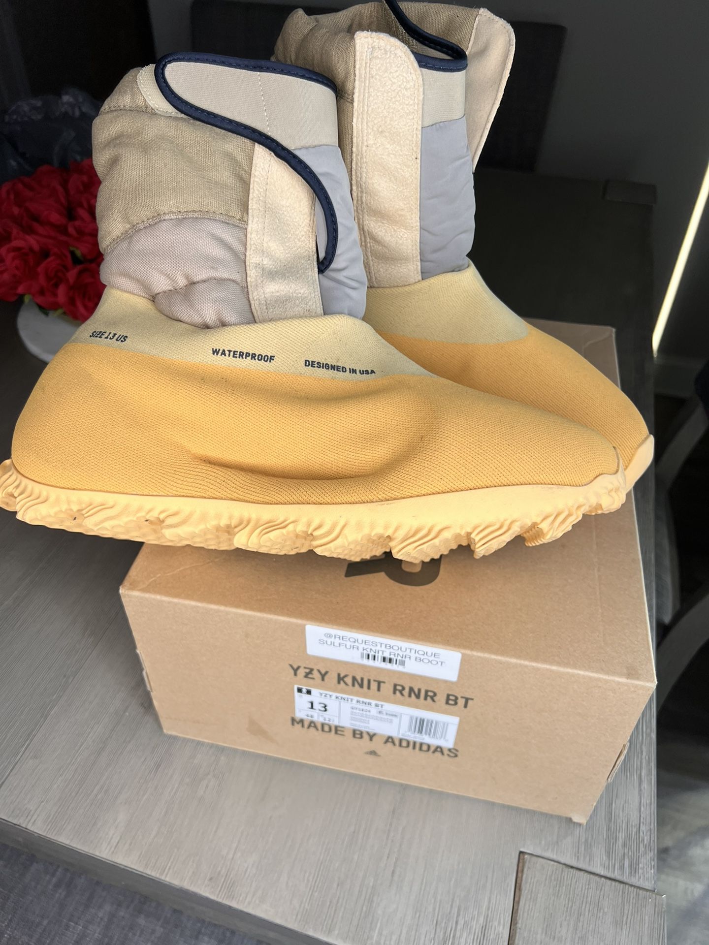 YEEZY KNIT RUNNER BOOT