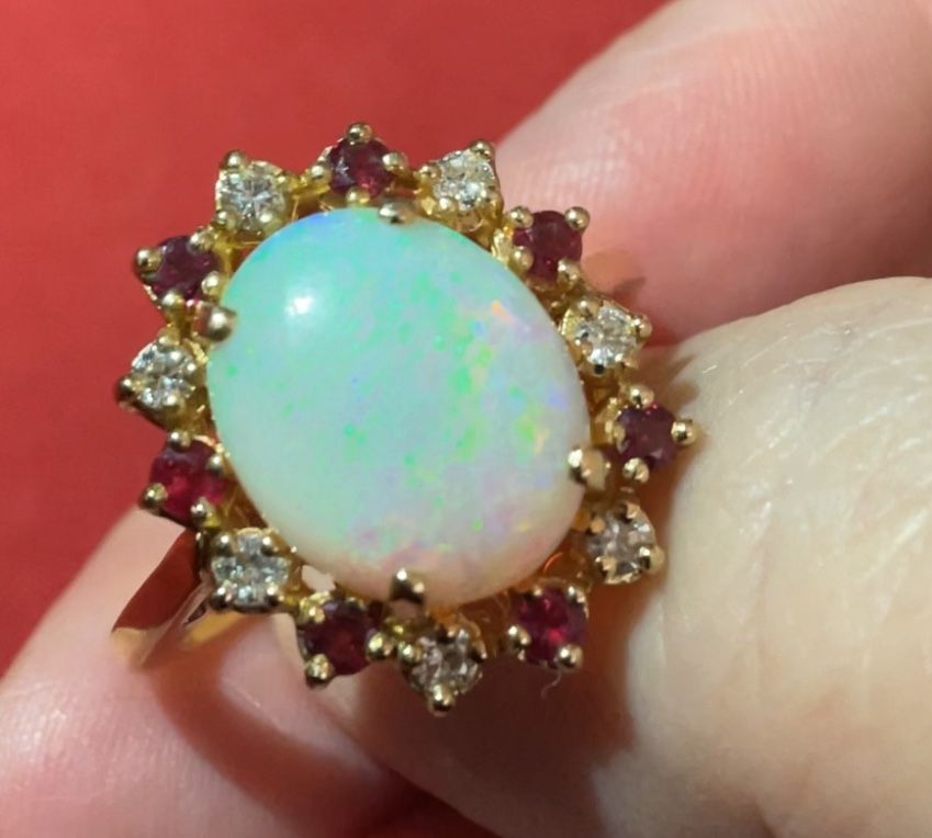 🔥 Fire Opal Ring – 14k Gold – Diamonds & Rubies – Vintage Beauty!