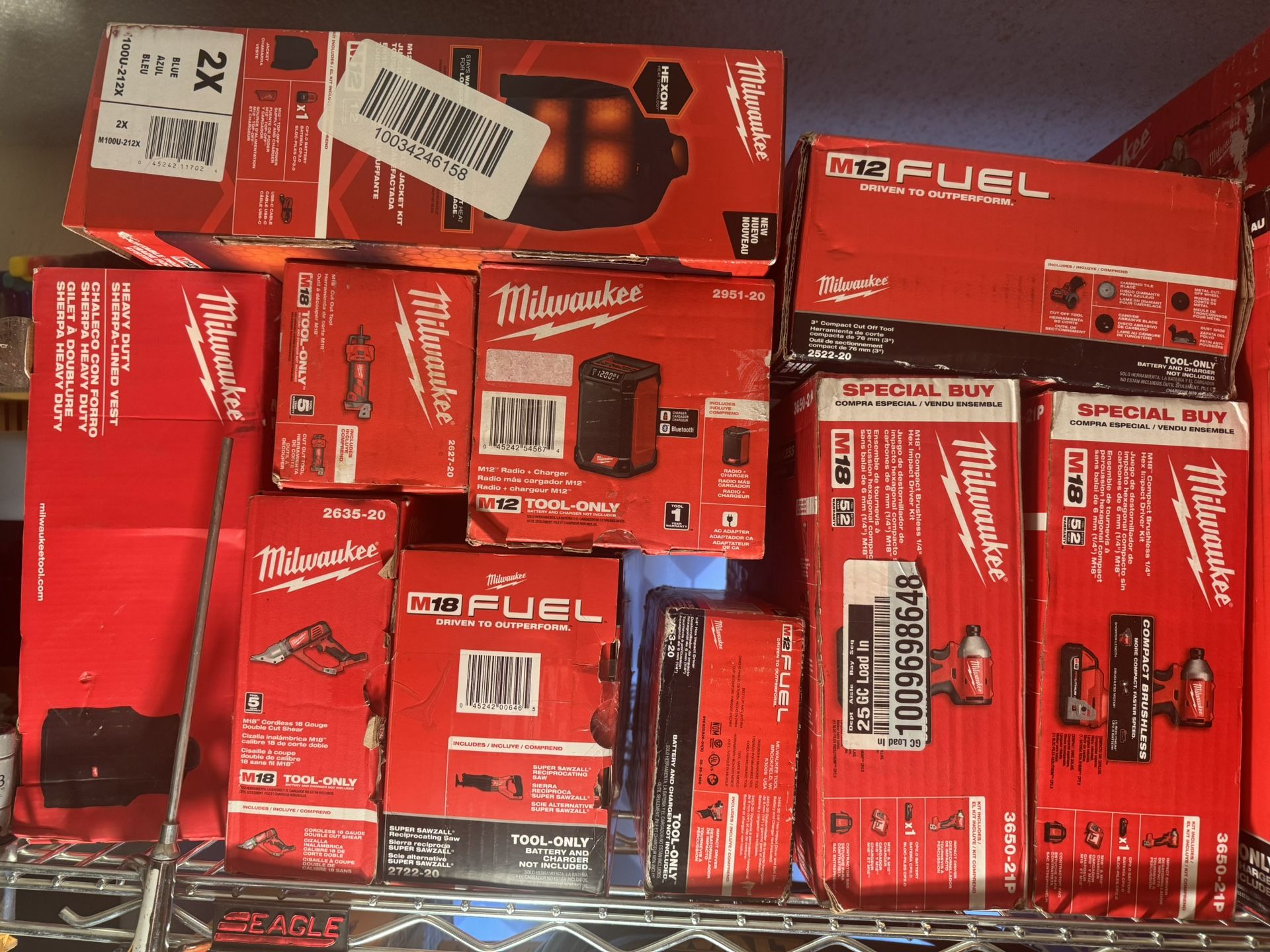 Milwaukee Tools And Air Compressors , Batteries