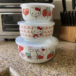 Hello Kitty Food Storage