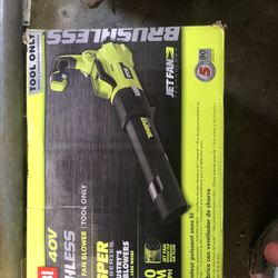 RYOBI 40 V CORDLESS BRUSHLESS 125 MPH 550 CFM BRAND NEW