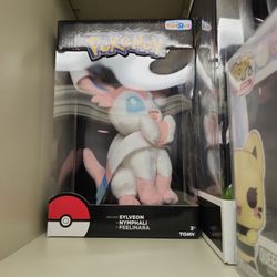 TOMY Toys R US Sylveon Pokemon Plush 8 " Inch 2017 Eevee Evolve