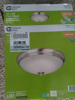 Commerical light mount