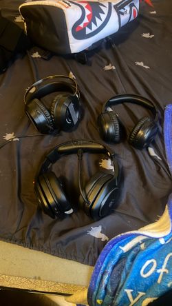 three headphones bundle