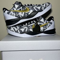 Size 7Y - Nike Kobe 8 Protro “Mambacita”