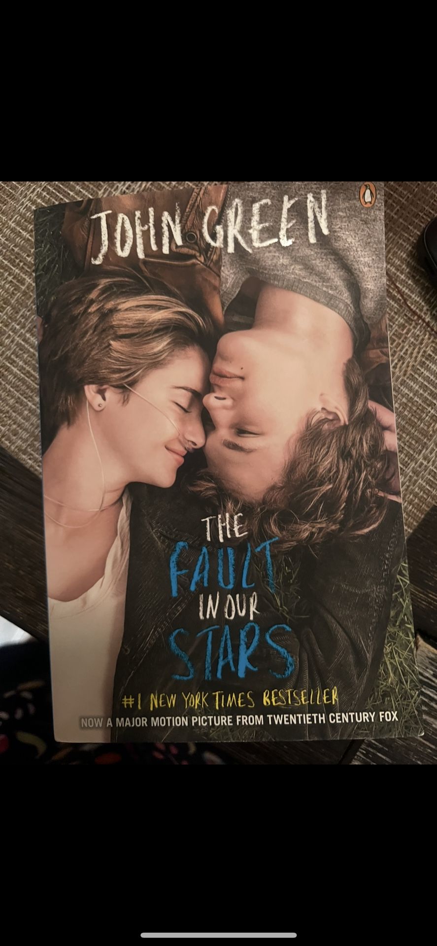 book The Fault in our Stars John Green paperback #1 new york times bestseller