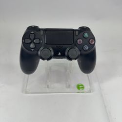 Sony PlayStation 4 PS4 DualShock 4 Wireless Controller Black CUH-ZCT2U