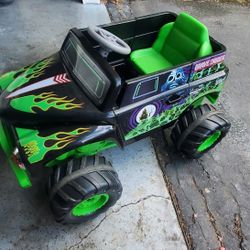 Grave Digger Power Wheels