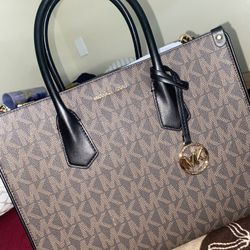 Brand new Michael Kors Purse 