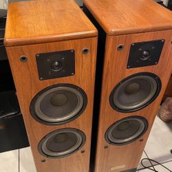Advent Heritage Vintage Speakers
