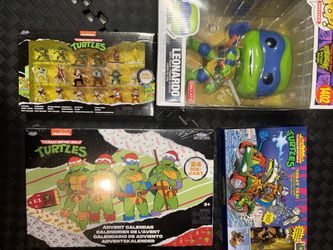 TMNT figurine bundle!