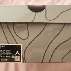 DS JORDAN JT TATUM 3 SIZE 10.5 