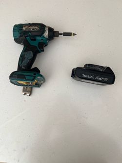 Makita XFD06 Cordless Drill - Works Perfectly