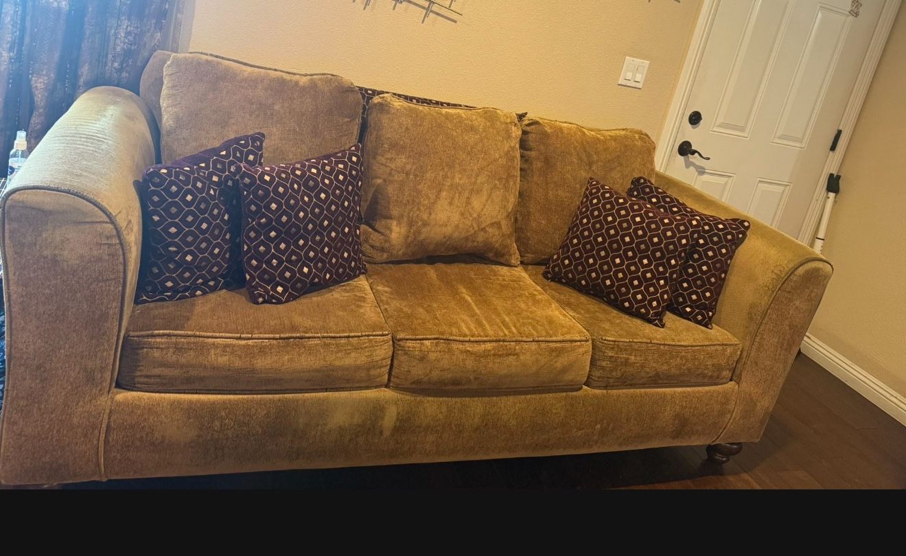 All In One Price/Sofa, Loveseat, Two Single Chair, Curtain Set, Paint Wall Art